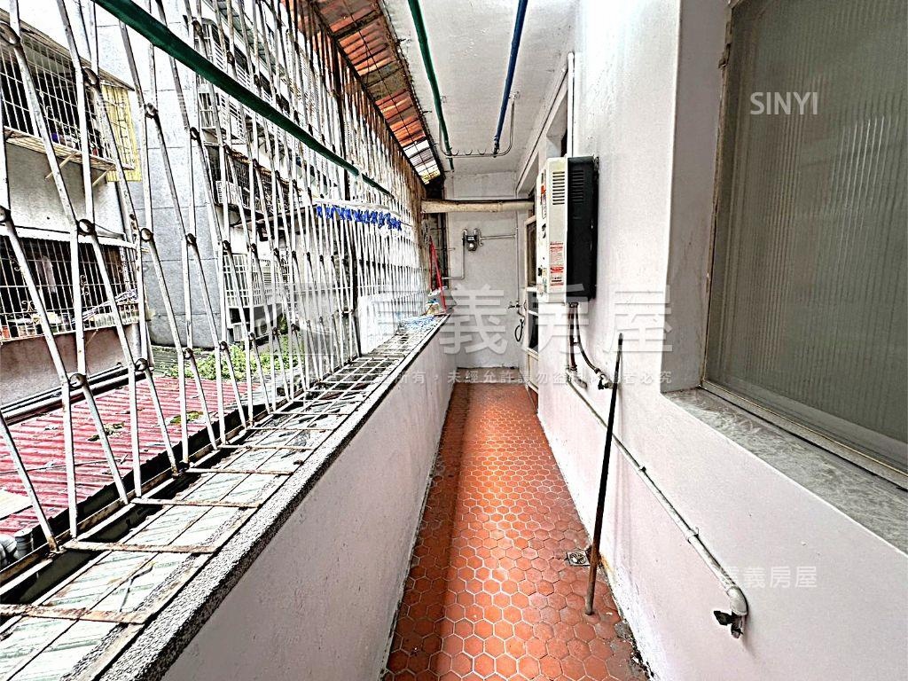 建國路方正二樓房屋室內格局與周邊環境