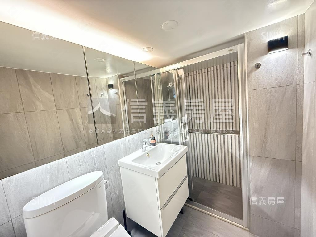 西區２房平車高樓視野開闊房屋室內格局與周邊環境