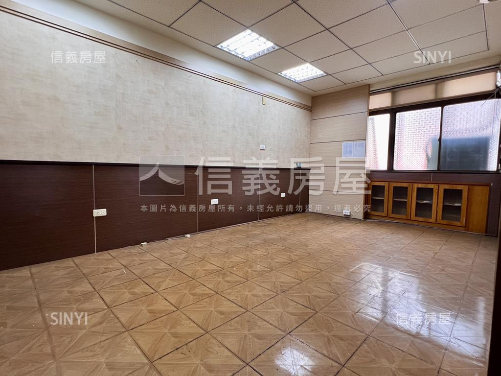 裕誠路瑞豐夜市金店面房屋室內格局與周邊環境