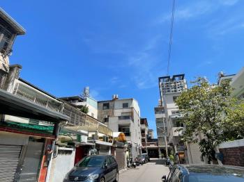 西區近國美館庭院車庫別墅