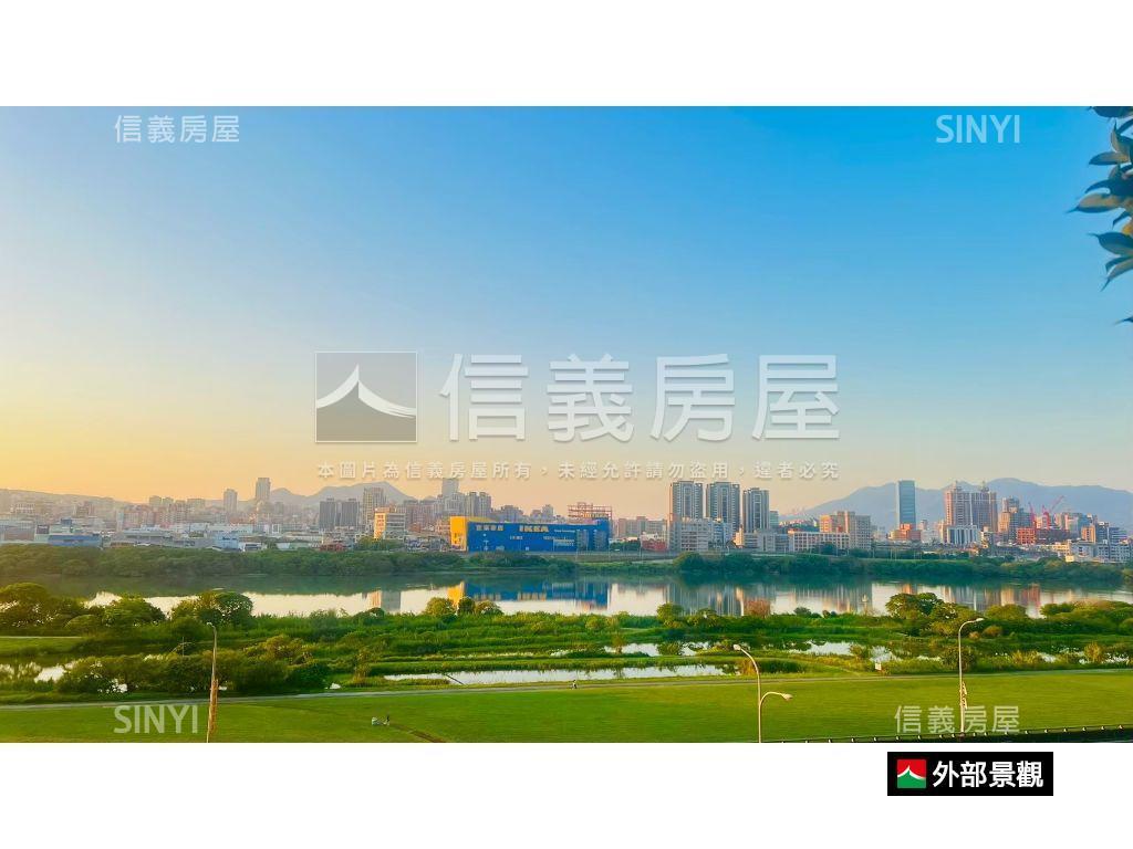 專任國泰朋河景三房車位房屋室內格局與周邊環境