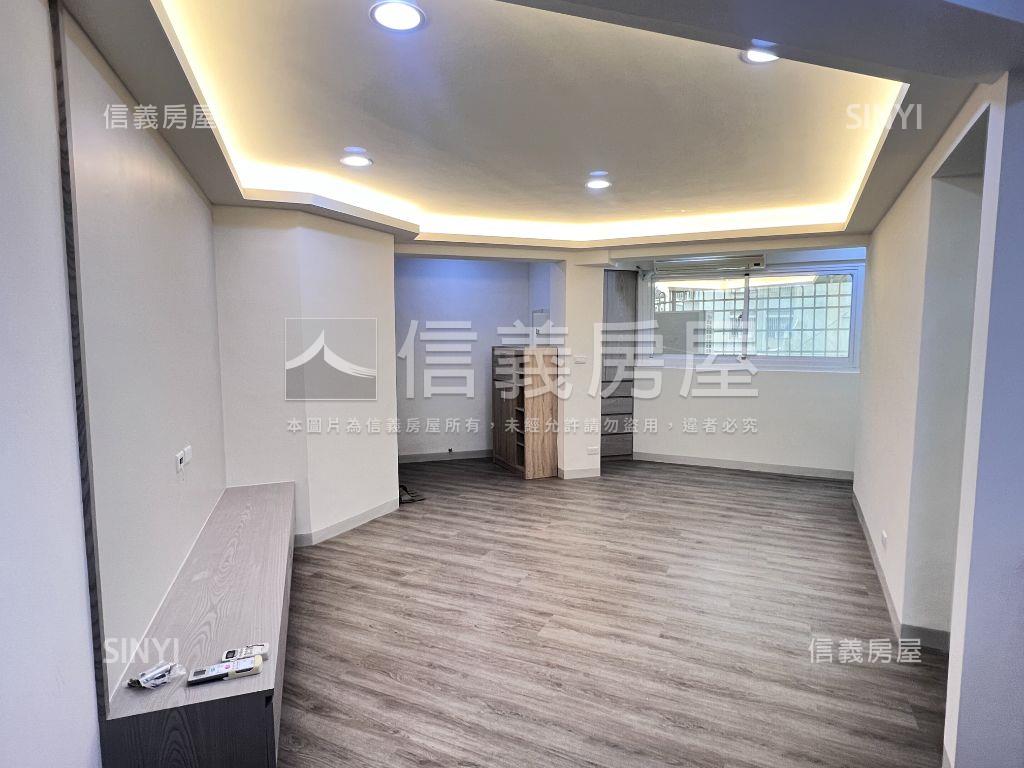 前鎮高中翻新採光兩房房屋室內格局與周邊環境
