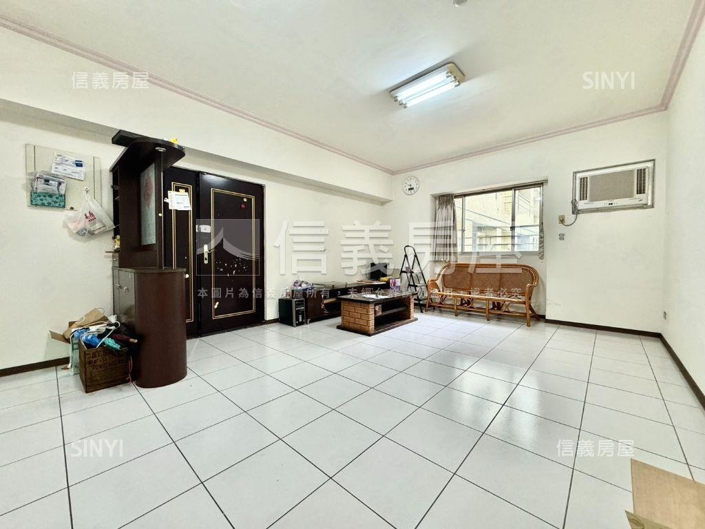 低總價三采市政天地三房房屋室內格局與周邊環境