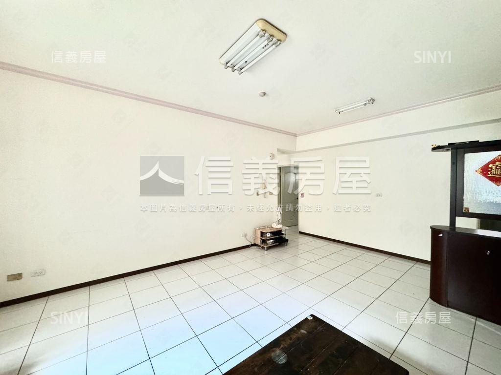 低總價三采市政天地三房房屋室內格局與周邊環境