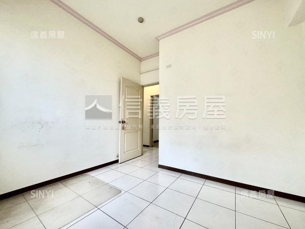 低總價三采市政天地三房房屋室內格局與周邊環境