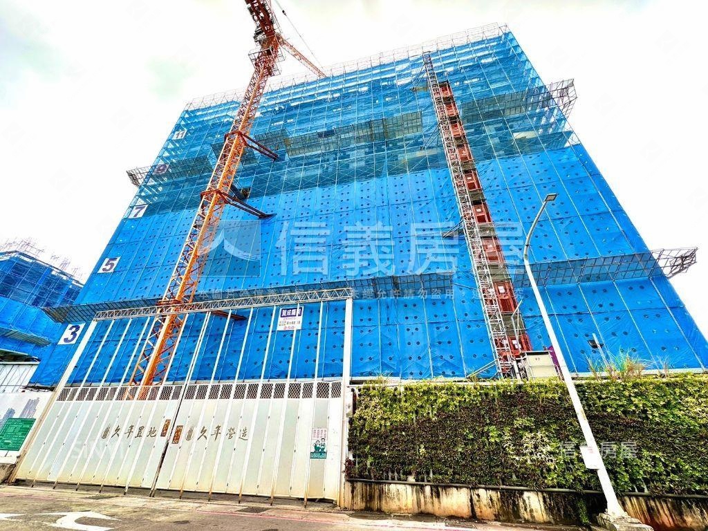 凱風珍藏景觀兩房車位房屋室內格局與周邊環境