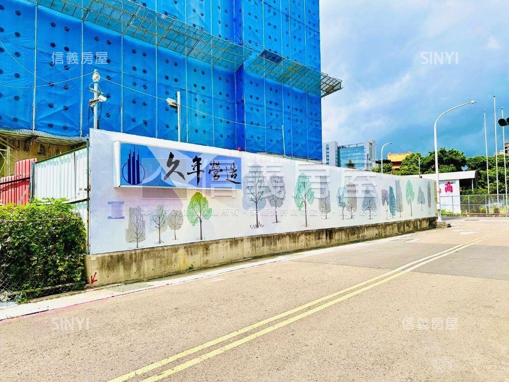 凱風珍藏景觀兩房車位房屋室內格局與周邊環境