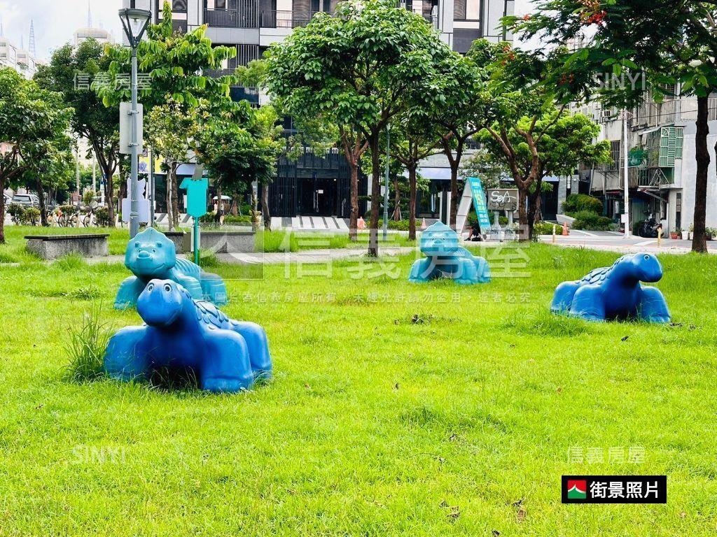 凱風珍藏景觀兩房車位房屋室內格局與周邊環境