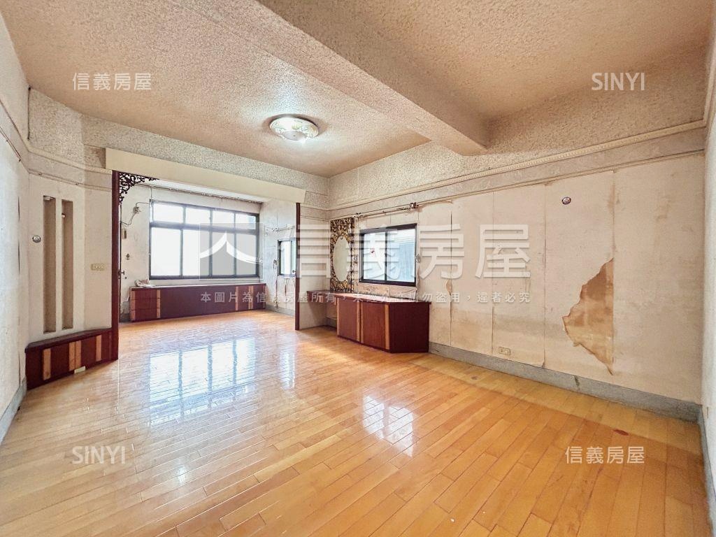 太原園道活路邊間美透天房屋室內格局與周邊環境