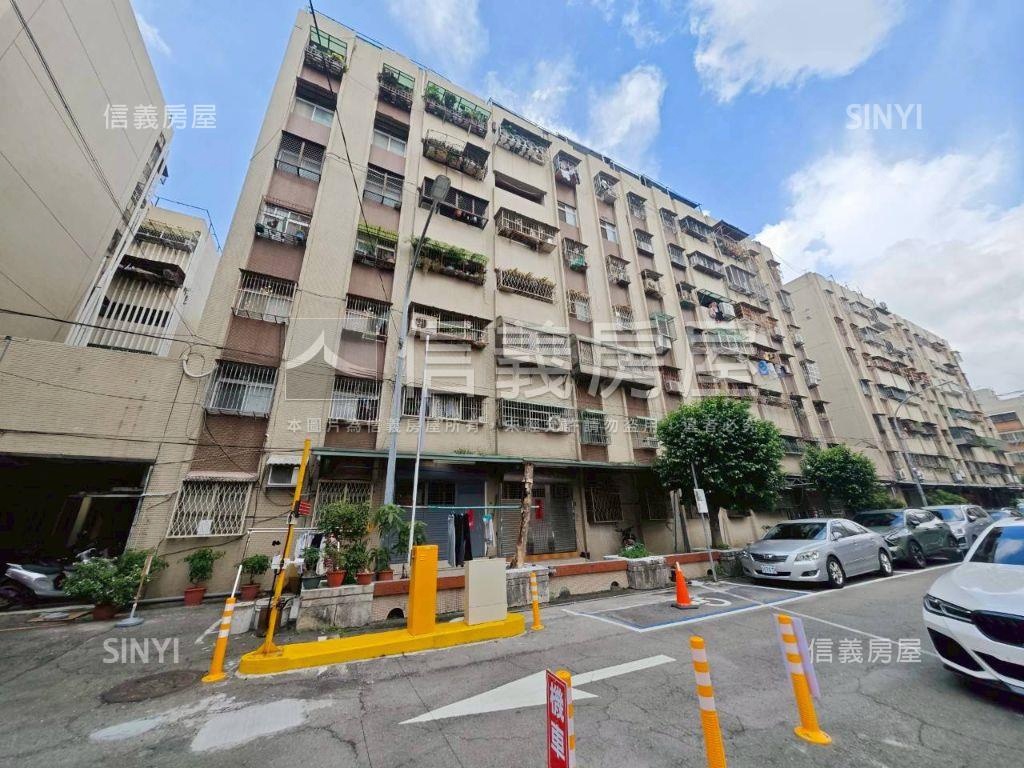 富台國宅３房房屋室內格局與周邊環境