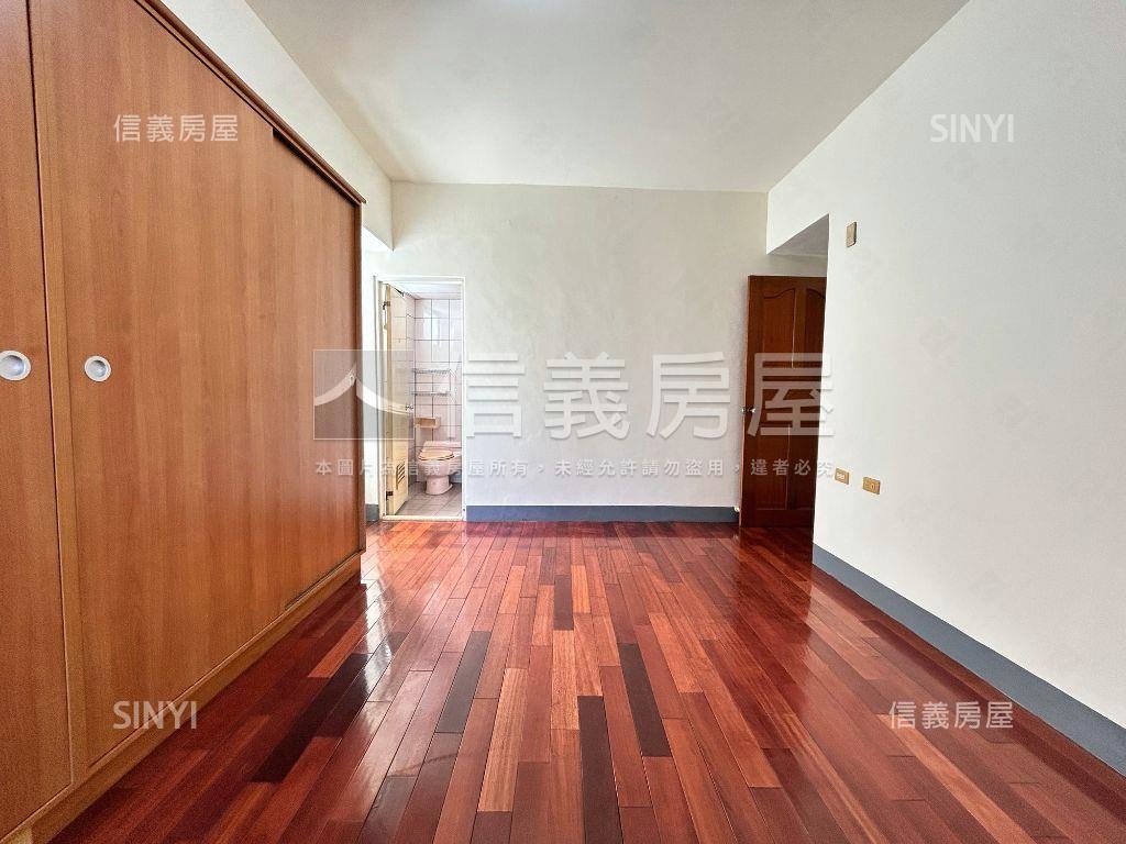 公益東興旁大三房平面車位房屋室內格局與周邊環境