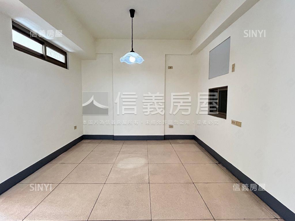 公益東興旁大三房平面車位房屋室內格局與周邊環境