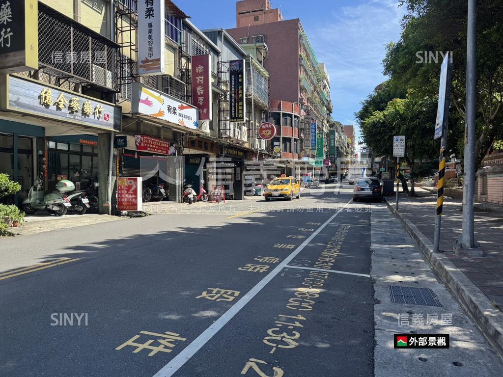 正千歲街三角窗店面房屋室內格局與周邊環境