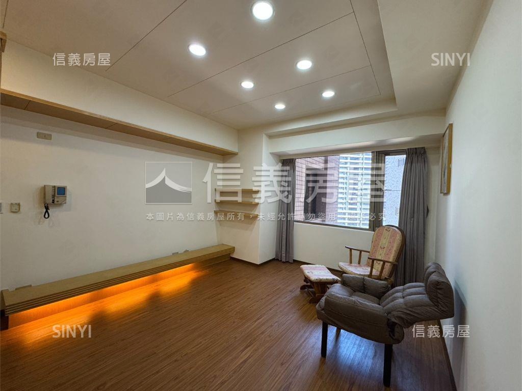 民生捷座大三房平移車位房屋室內格局與周邊環境