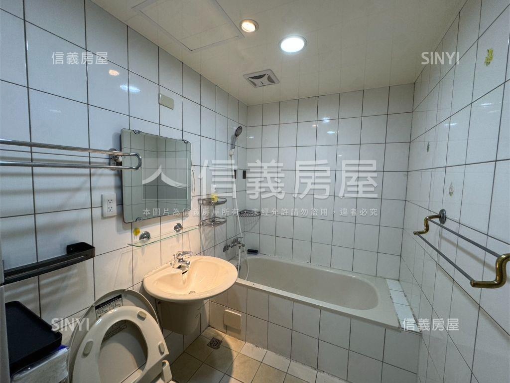 民生捷座大三房平移車位房屋室內格局與周邊環境