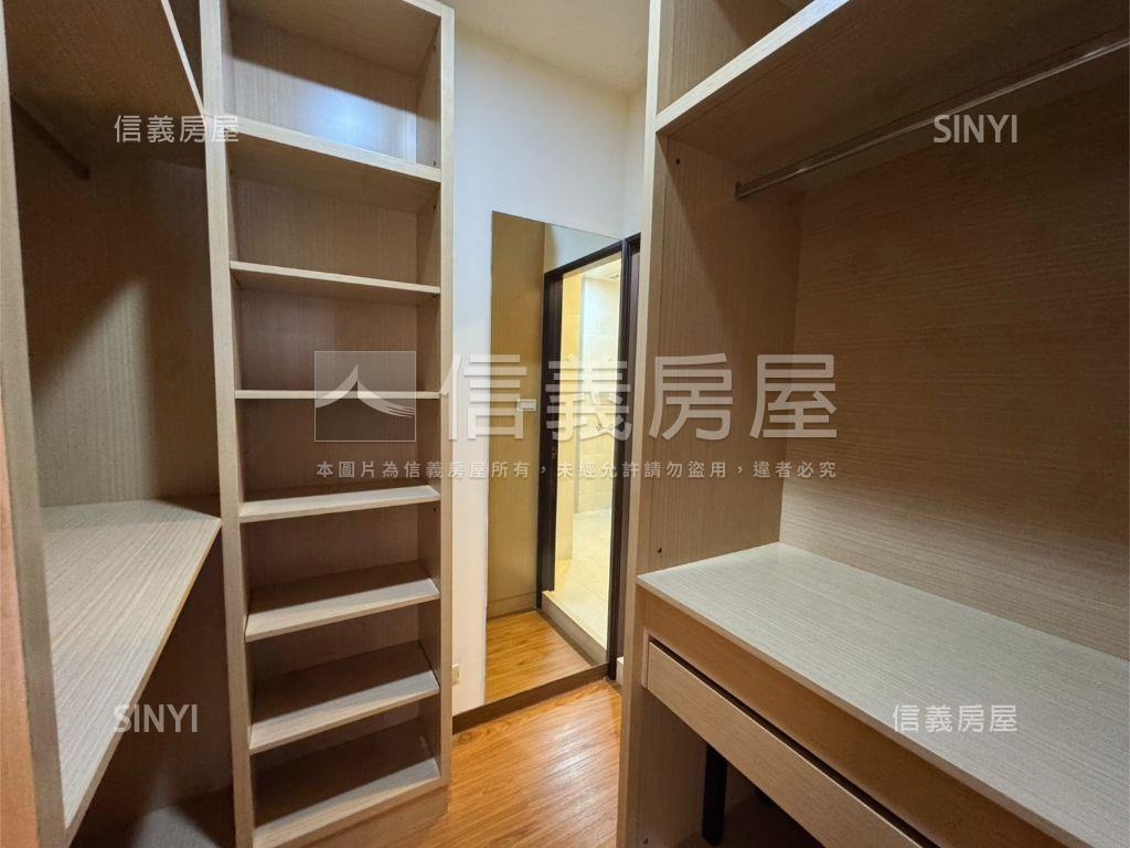 民生捷座大三房平移車位房屋室內格局與周邊環境