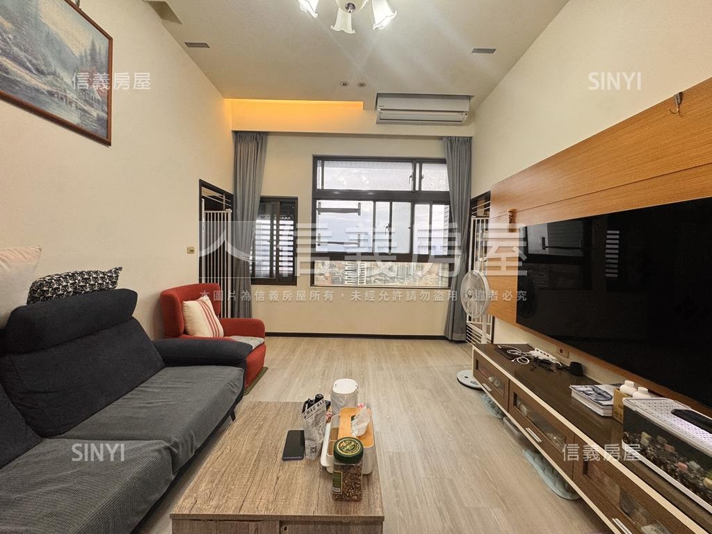 新埔捷雙景鋼骨美兩房車位房屋室內格局與周邊環境