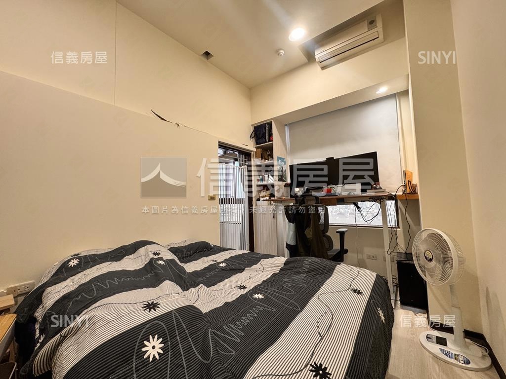 新埔捷雙景鋼骨美兩房車位房屋室內格局與周邊環境