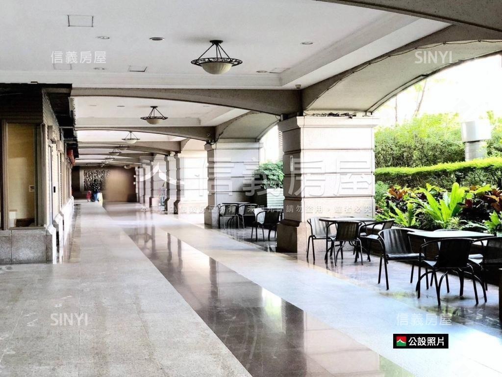 新埔捷雙景鋼骨美兩房車位房屋室內格局與周邊環境