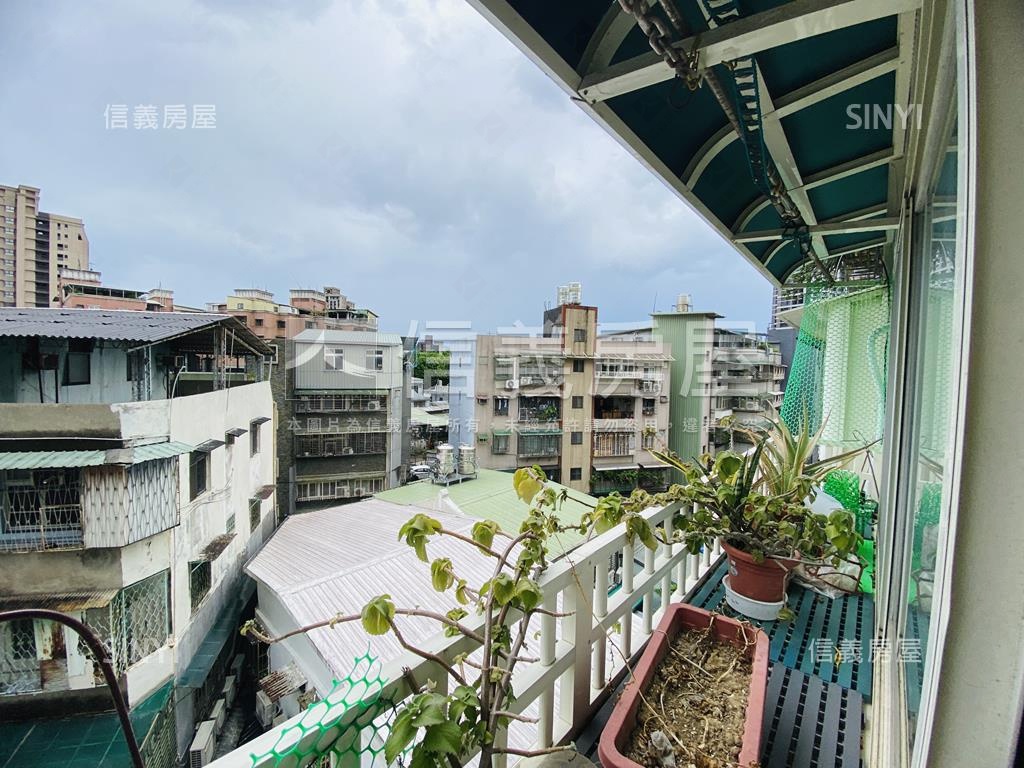 堅信萬年青華廈稀有套房房屋室內格局與周邊環境