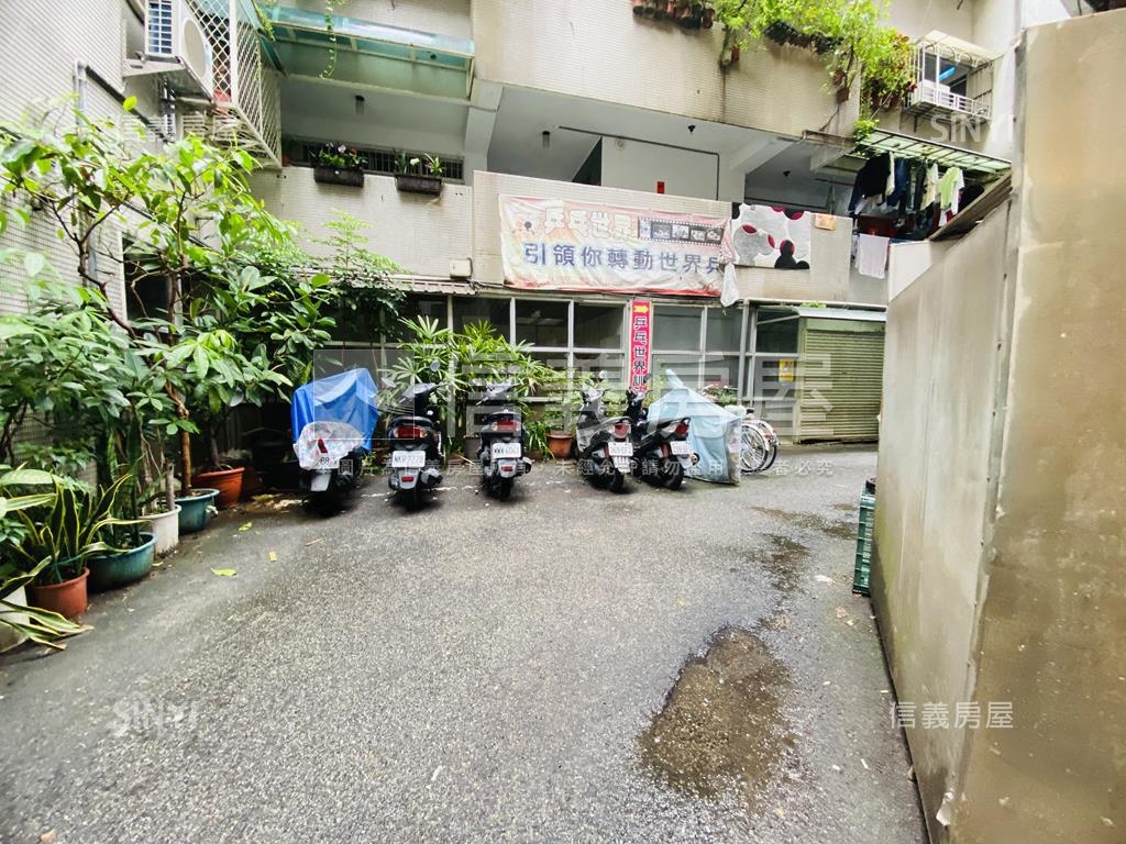 堅信萬年青華廈稀有套房房屋室內格局與周邊環境
