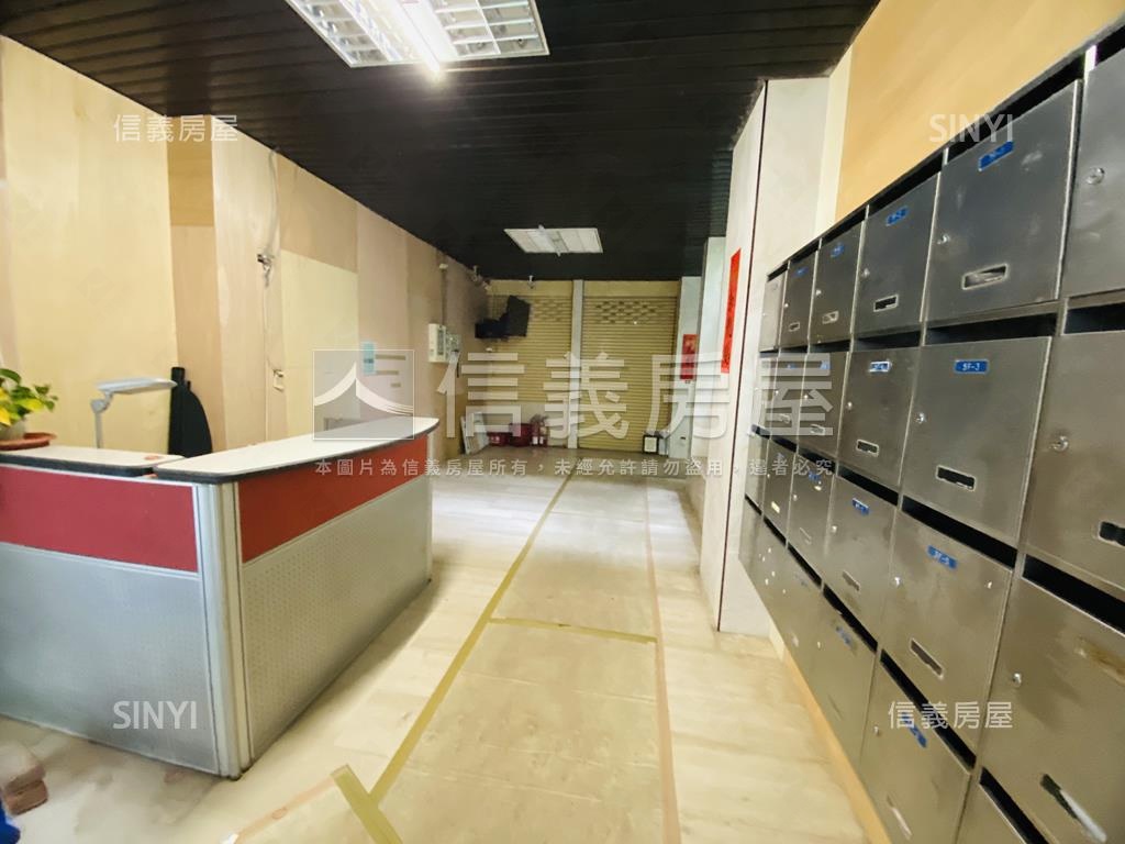 堅信萬年青華廈稀有套房房屋室內格局與周邊環境