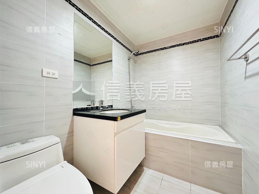 陽光滿屋，三房嘉年華房屋室內格局與周邊環境