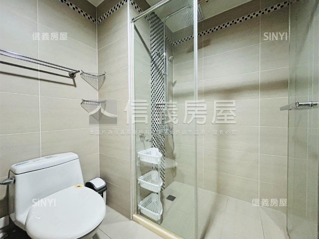 陽光滿屋，三房嘉年華房屋室內格局與周邊環境