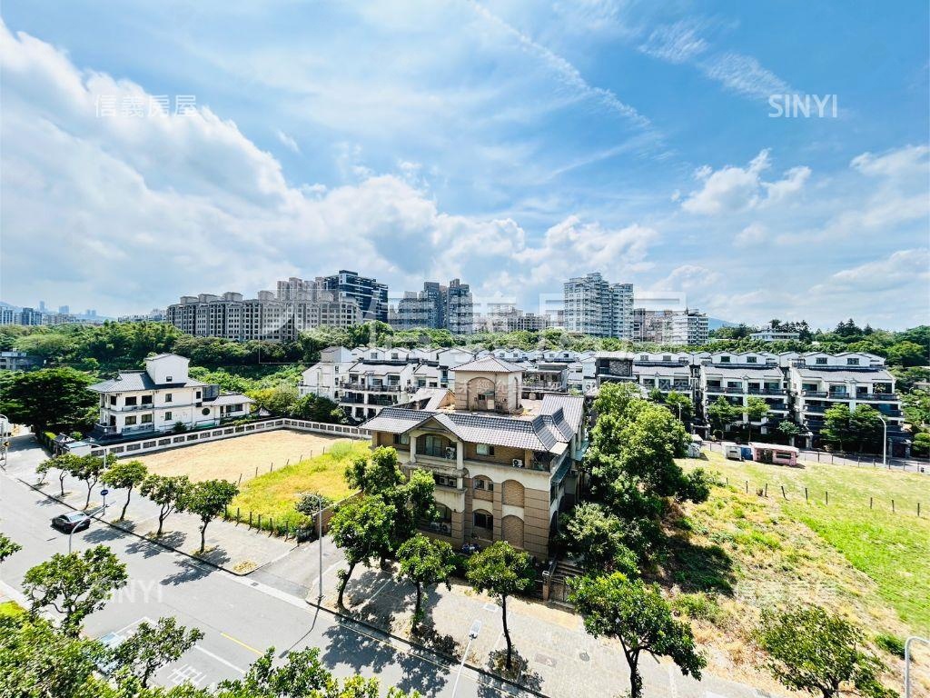 陽光滿屋，三房嘉年華房屋室內格局與周邊環境
