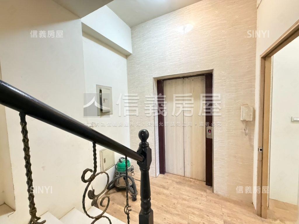 楊梅上湖居邊間電梯別墅房屋室內格局與周邊環境