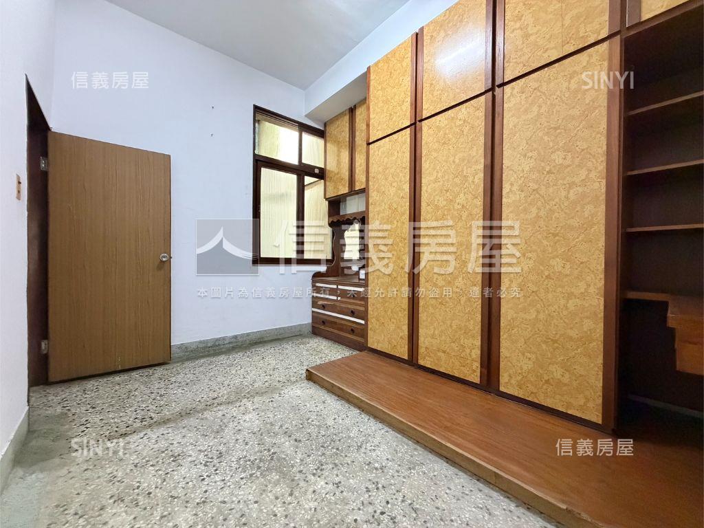 光影流轉｜溫馨採光透天房屋室內格局與周邊環境