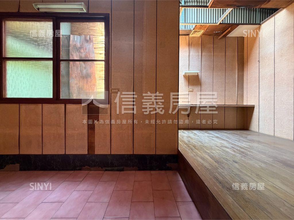 光影流轉｜溫馨採光透天房屋室內格局與周邊環境