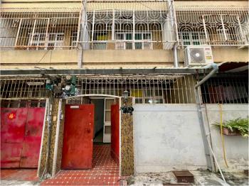 光影流轉｜溫馨採光透天