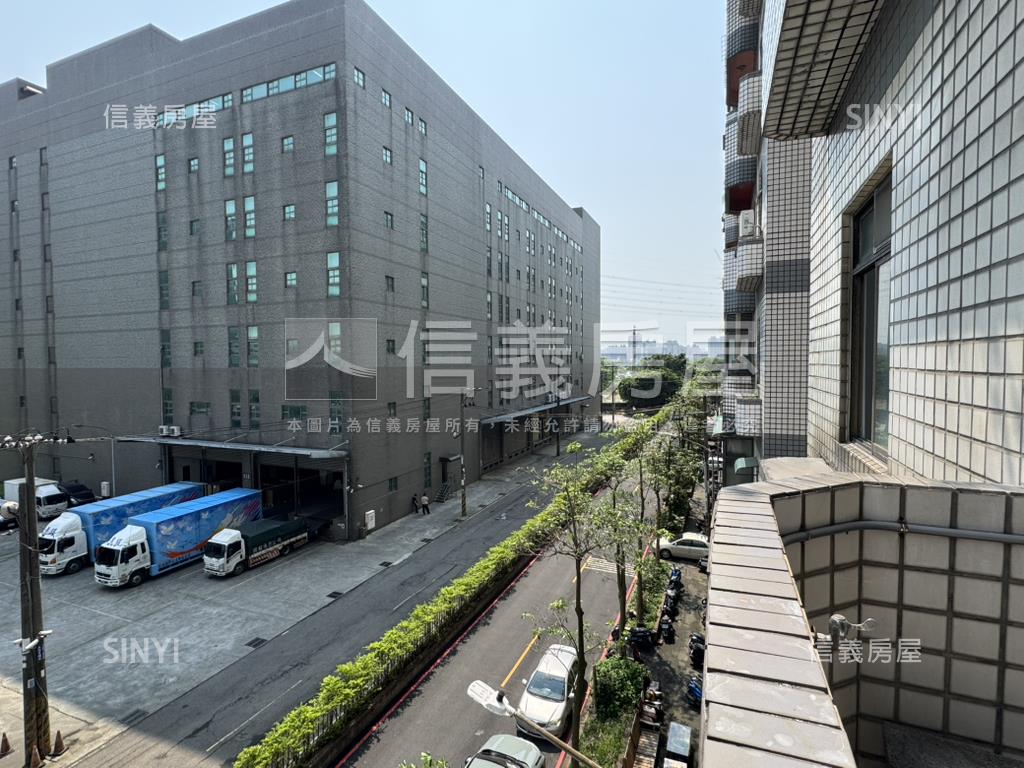 厚生新紀元房屋室內格局與周邊環境