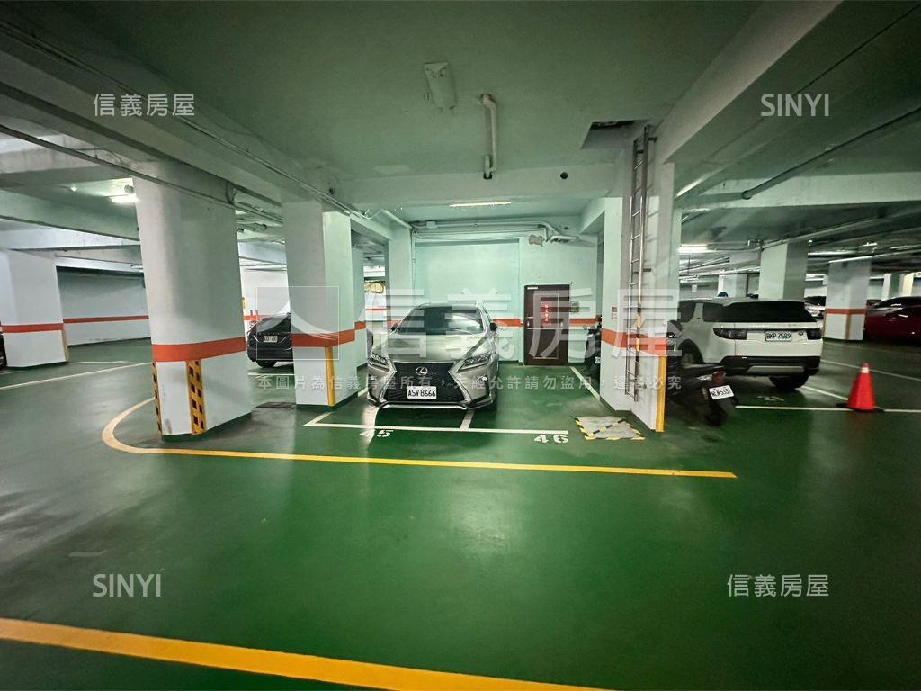 長沙街近捷運全棟商辦大樓房屋室內格局與周邊環境