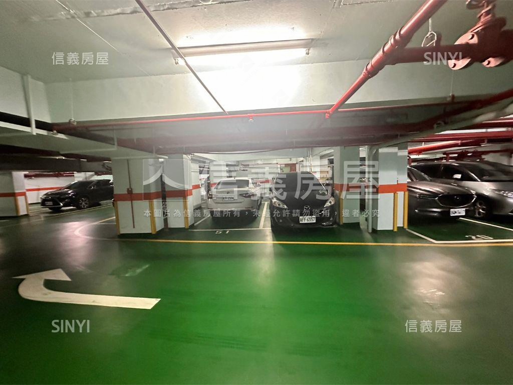 長沙街近捷運全棟商辦大樓房屋室內格局與周邊環境