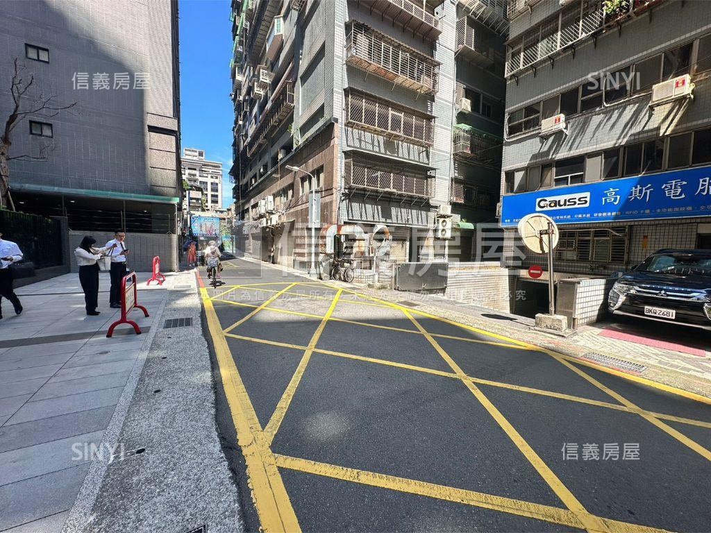 長沙街近捷運全棟商辦大樓房屋室內格局與周邊環境