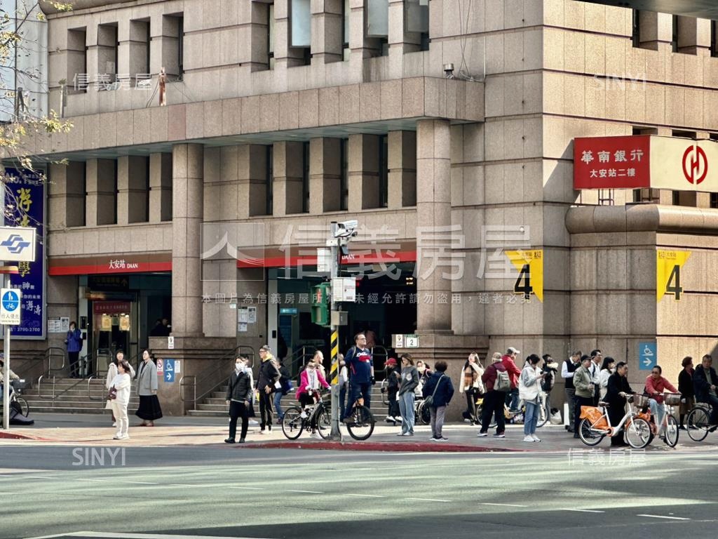 大安附中商三土地改建可期房屋室內格局與周邊環境