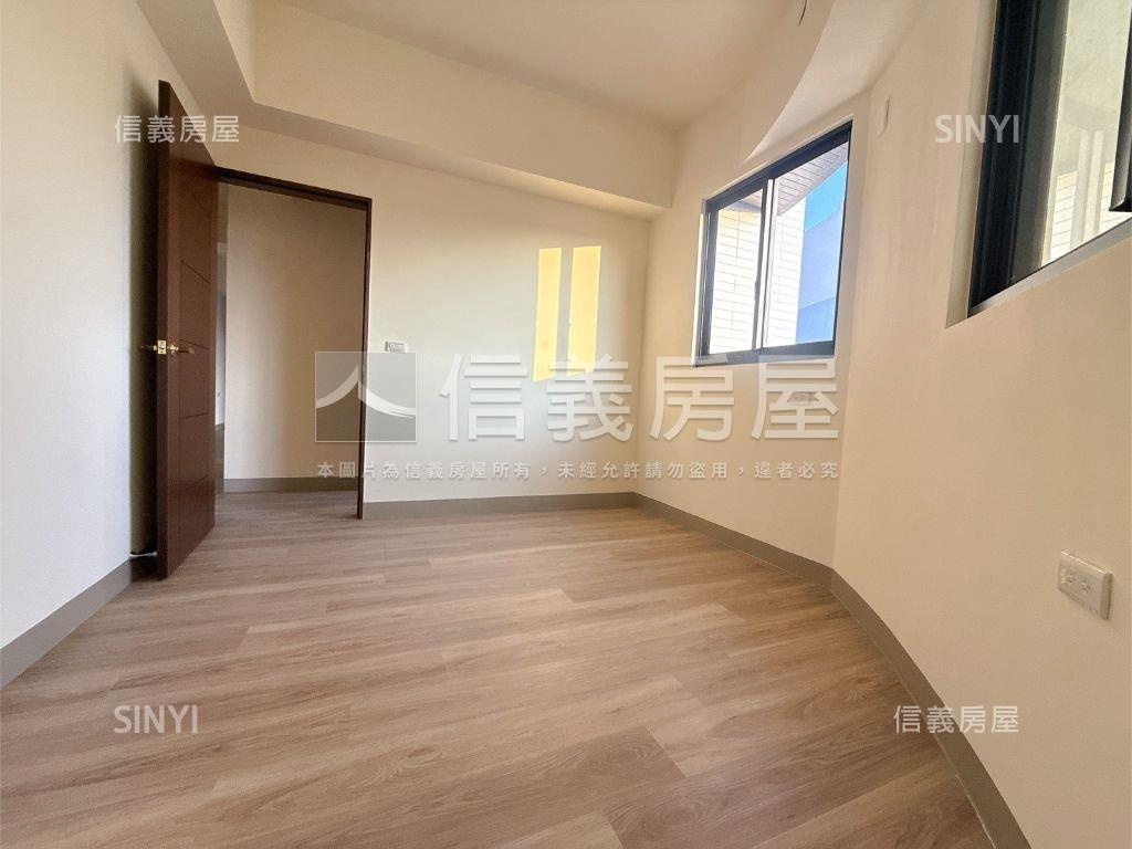 近台積電ｔ新加坡式三房Ⅱ房屋室內格局與周邊環境