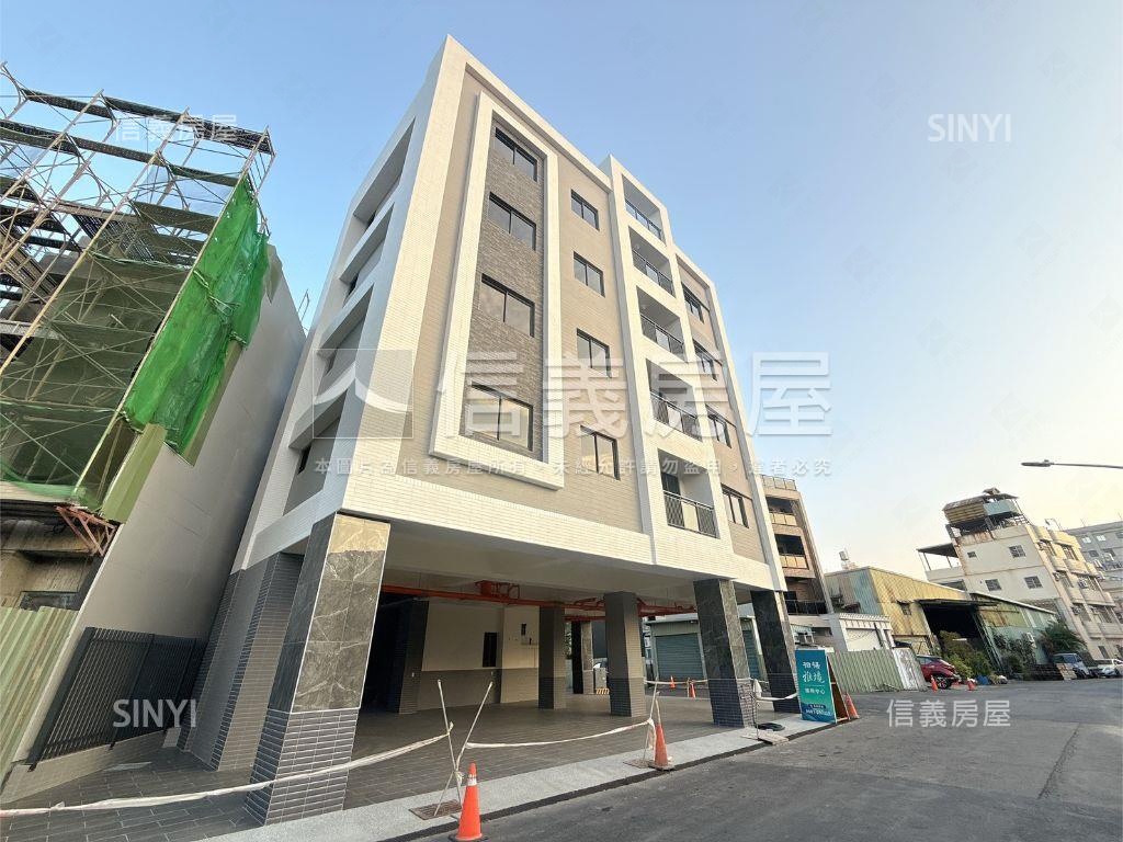 近台積電ｔ新加坡式三房Ⅱ房屋室內格局與周邊環境