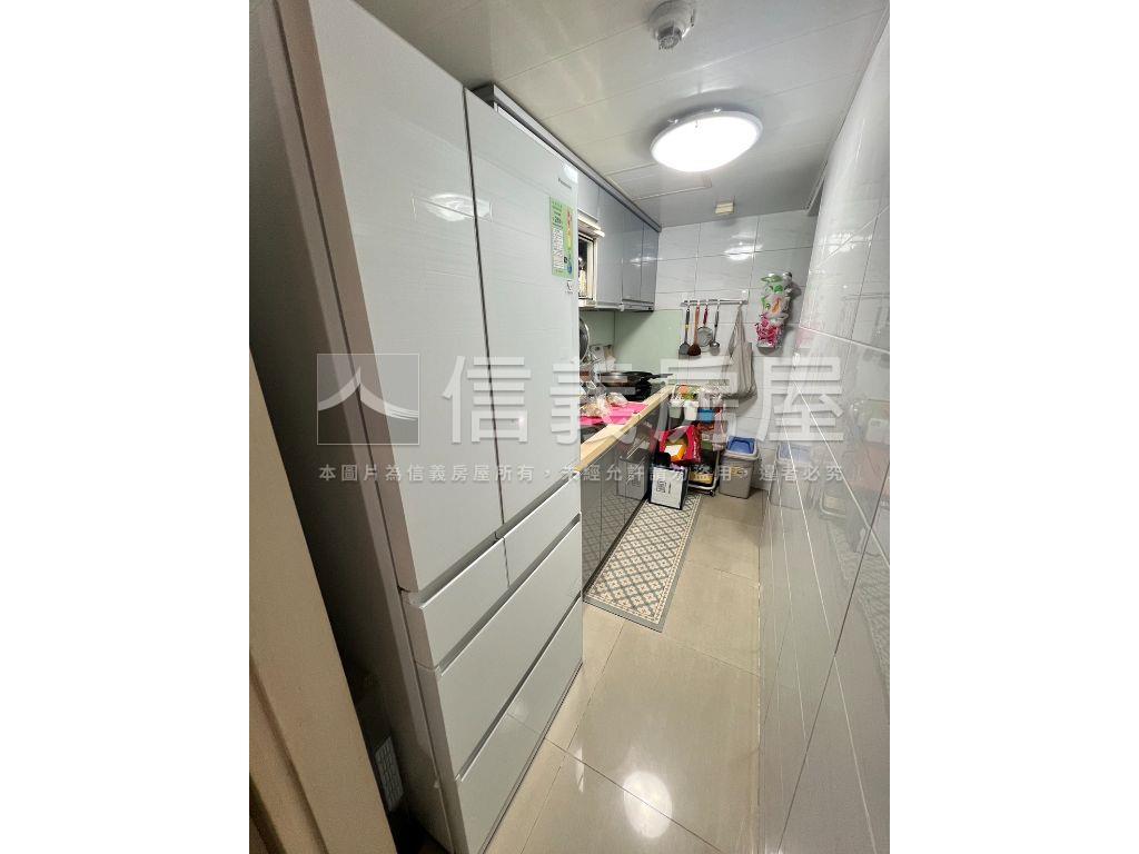 桂冠及第高樓大三房房屋室內格局與周邊環境