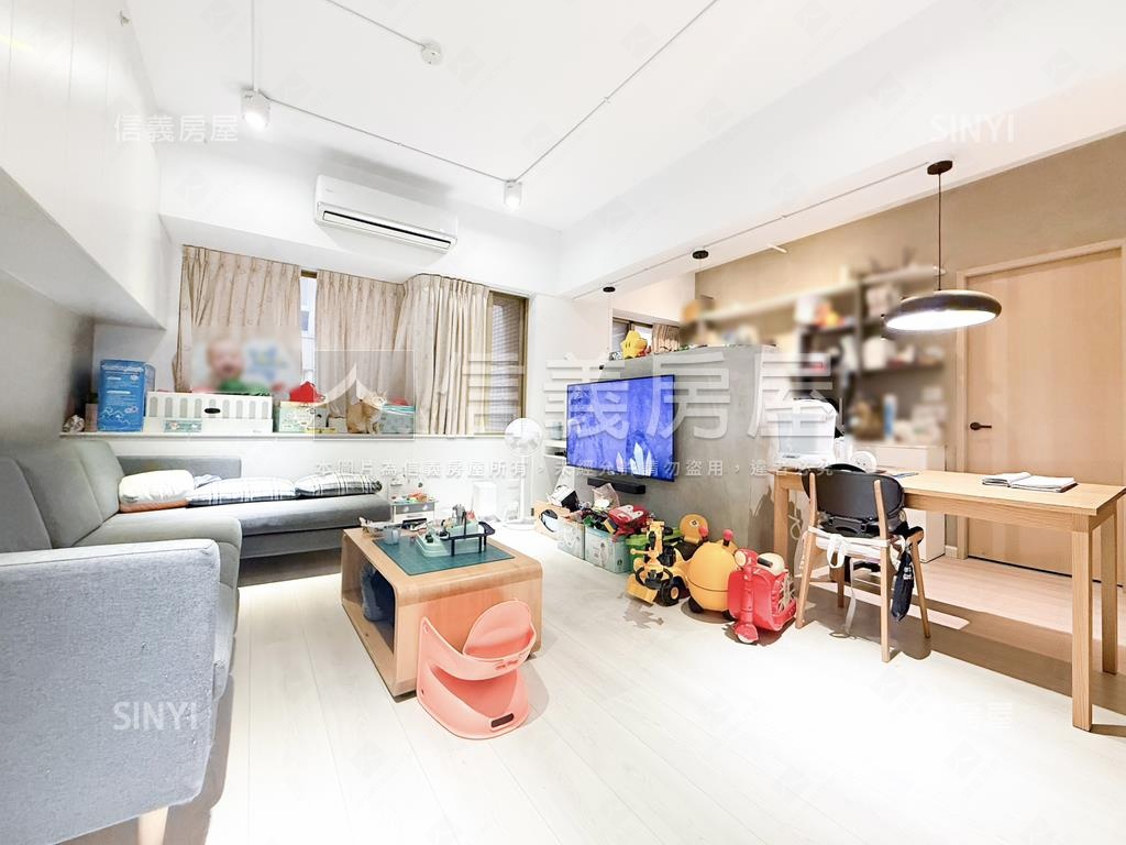 上城現代風格高樓三房房屋室內格局與周邊環境