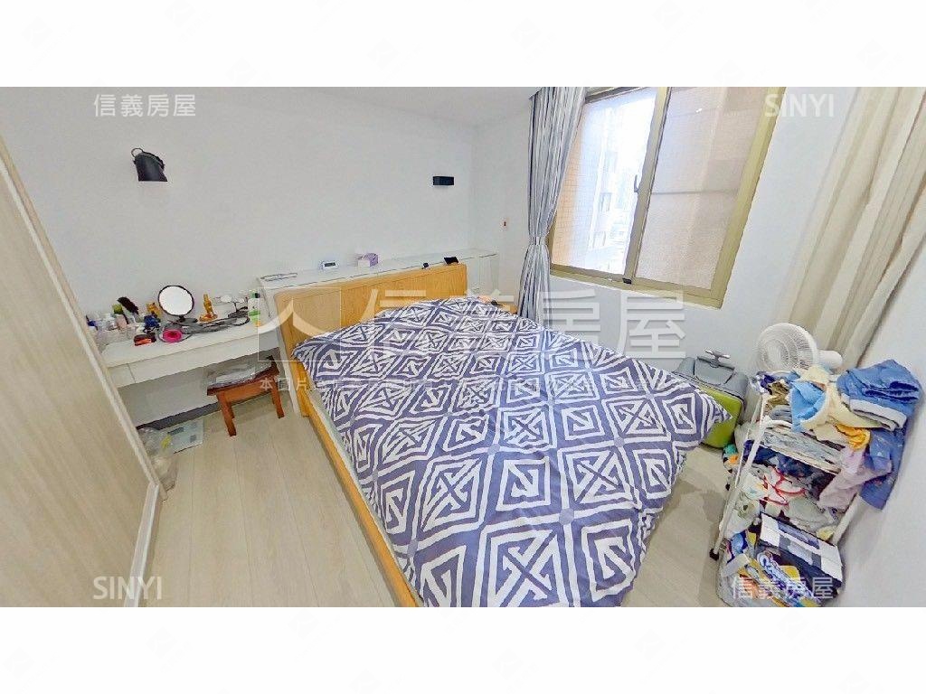 上城現代風格高樓三房房屋室內格局與周邊環境