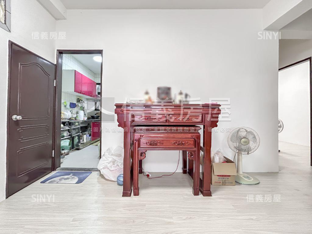 台北小鎮樟樹前段美寓頂加房屋室內格局與周邊環境