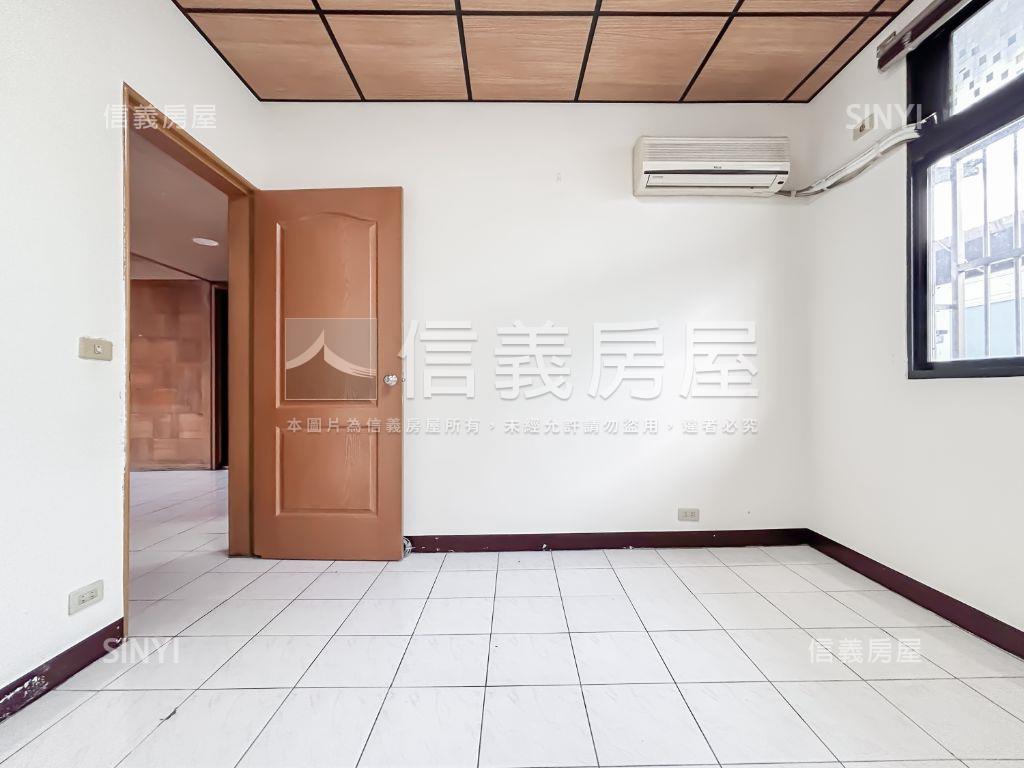 台北小鎮樟樹前段美寓頂加房屋室內格局與周邊環境