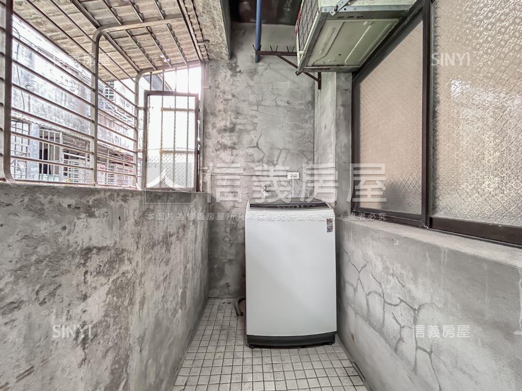 台北小鎮樟樹前段美寓頂加房屋室內格局與周邊環境