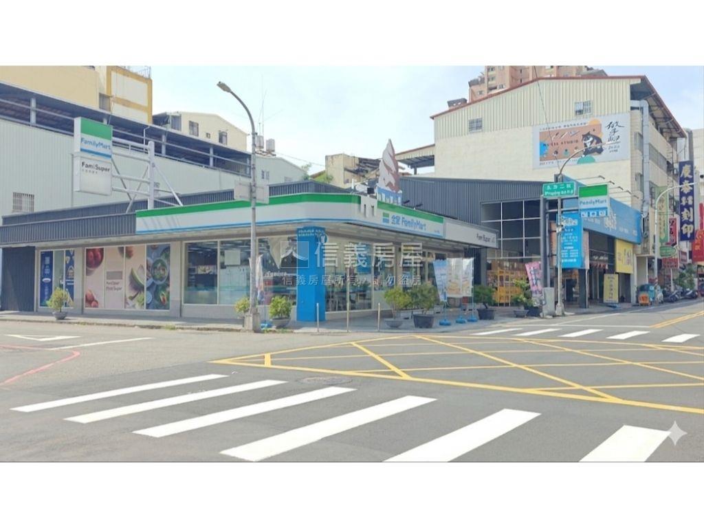 帥近捷運站四房平車品味房房屋室內格局與周邊環境