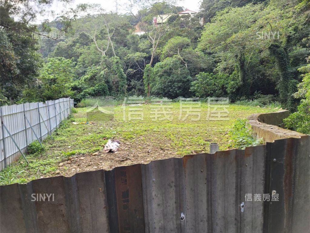 五股坑二段１９０坪土地房屋室內格局與周邊環境