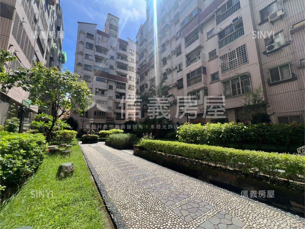 近北屯松竹國小四房車位房屋室內格局與周邊環境