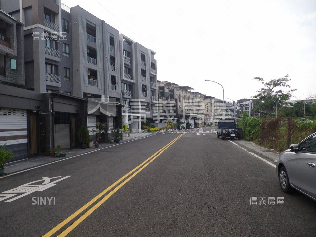 內埔南華路旁車墅房屋室內格局與周邊環境